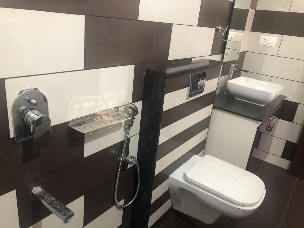 Raveendra Inn Калпетта Екстер'єр фото